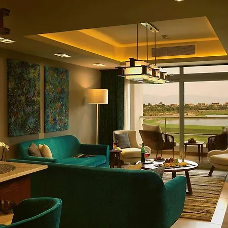 Movenpick Resort And Golf Einbay